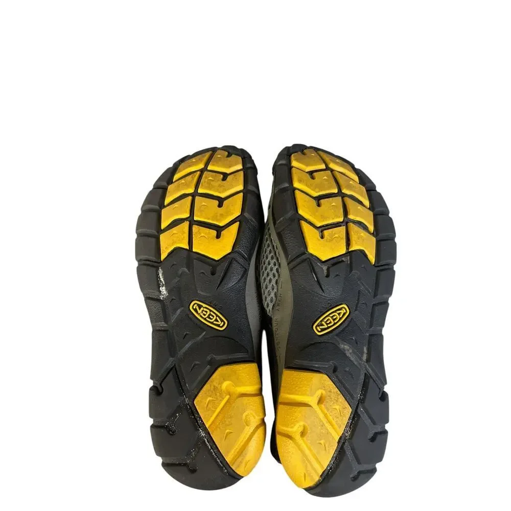 Keen Youth Size 2 Rockbrook CNX Black/Gray Water Shoes
